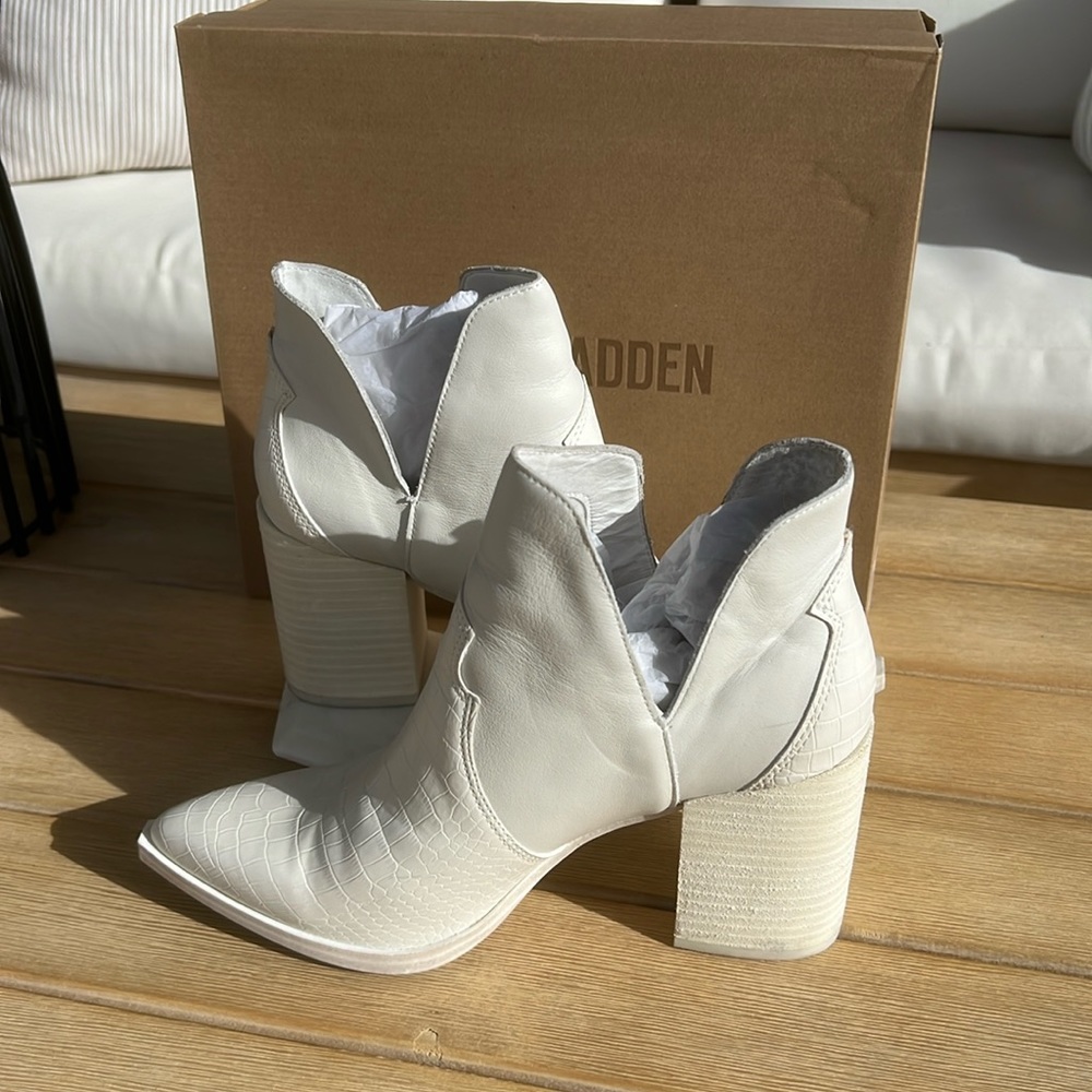 Steve Madden Chaya Boot